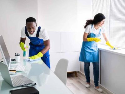 depositphotos_367004486-stock-photo-young-male-female-cleaners-cleaning_Easy-Resize.com